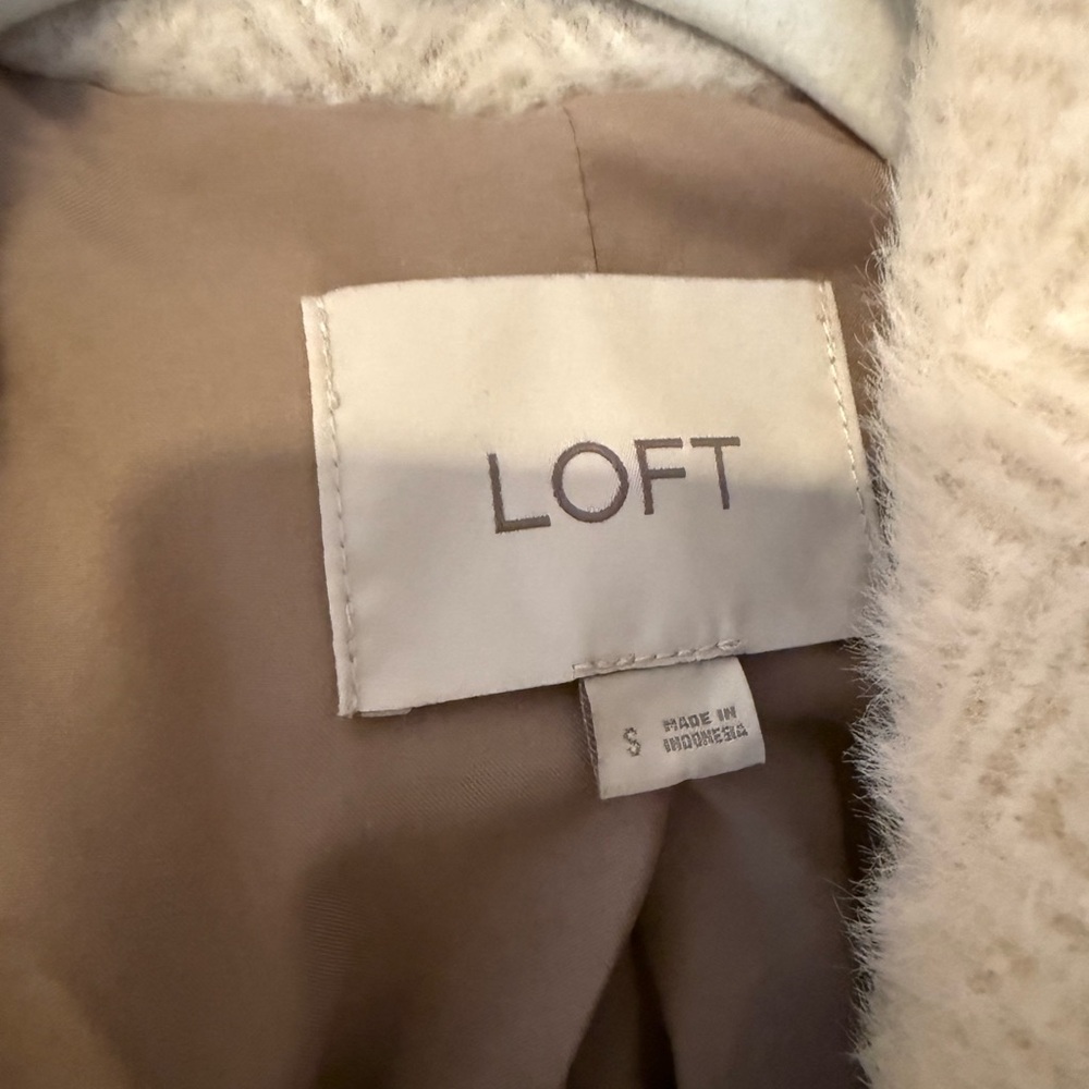 LOFT Cream Teddy Jacket - Picture 2 of 3
